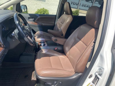 2017 Toyota Sienna Limited Premium 7 Passenger