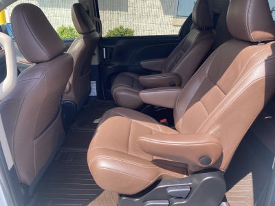 2017 Toyota Sienna Limited Premium 7 Passenger