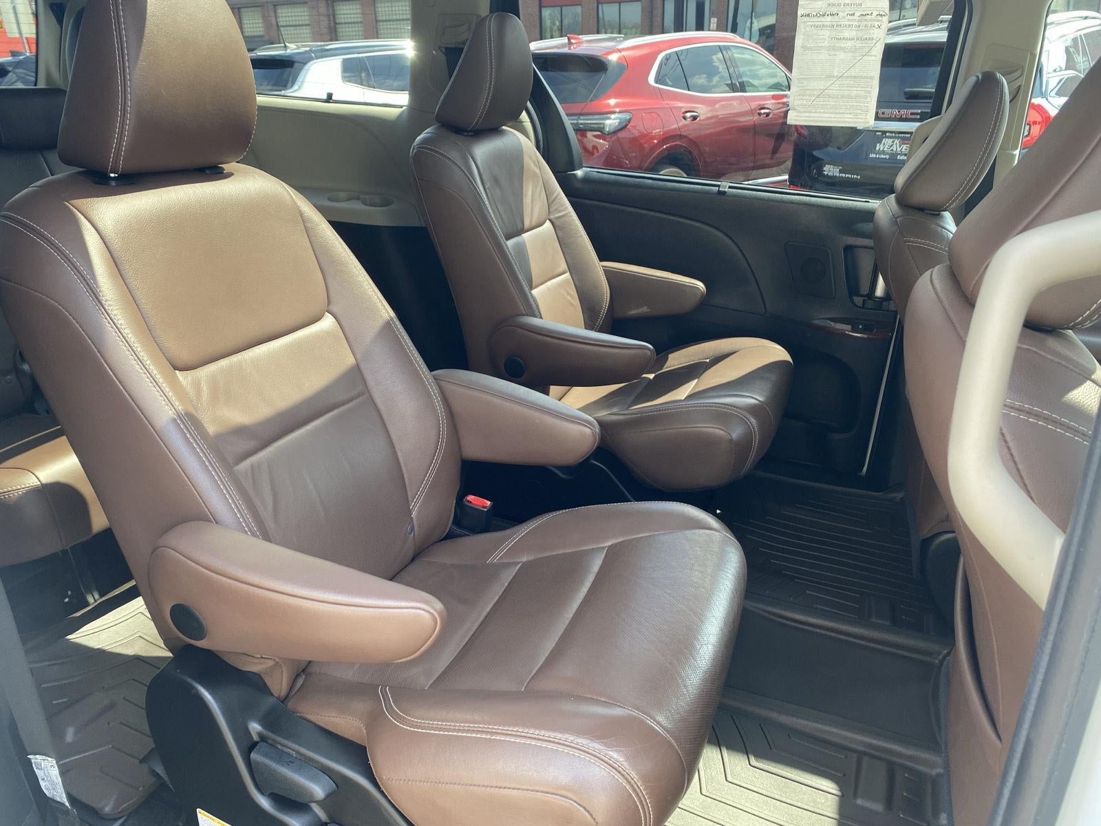 2017 Toyota Sienna Limited Premium 7 Passenger
