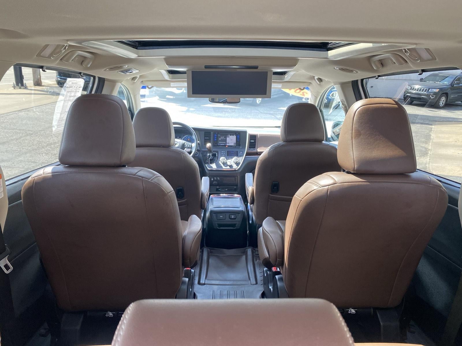 2017 Toyota Sienna Limited Premium 7 Passenger