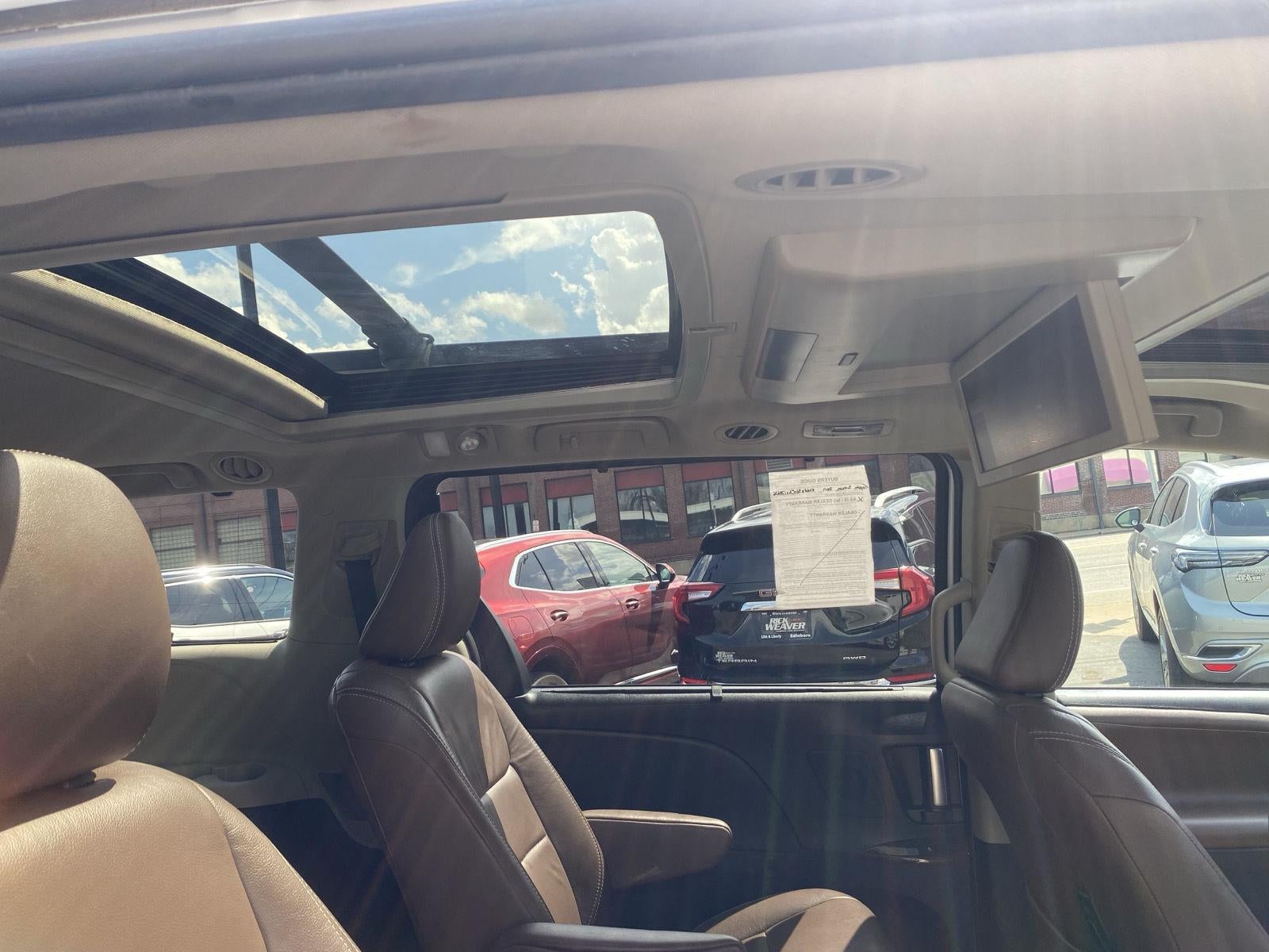 2017 Toyota Sienna Limited Premium 7 Passenger