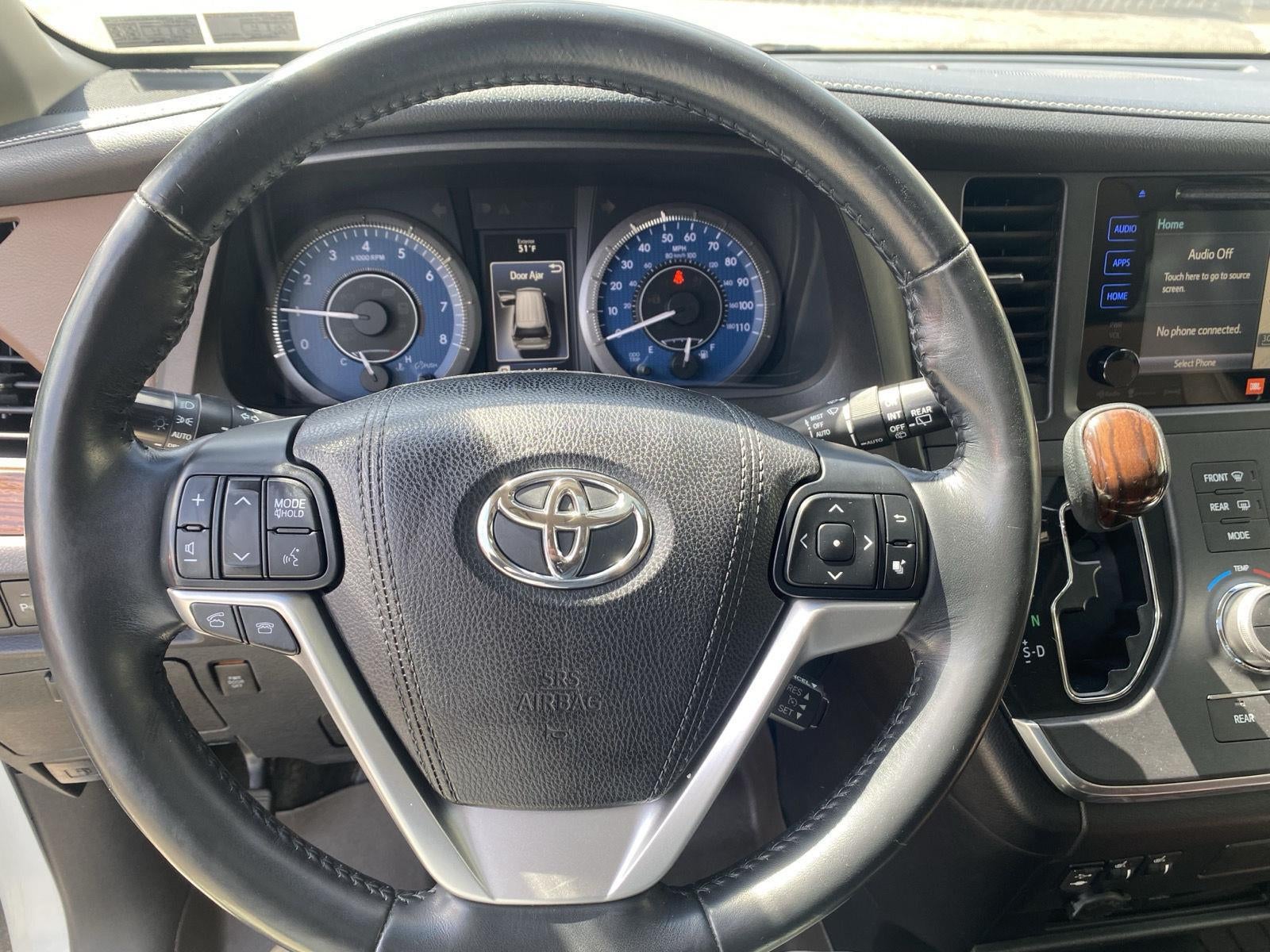 2017 Toyota Sienna Limited Premium 7 Passenger