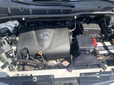 2017 Toyota Sienna Limited Premium 7 Passenger