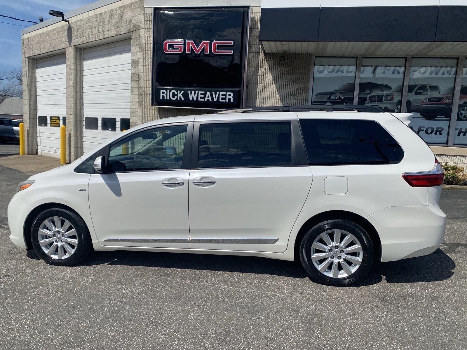 2017 Toyota Sienna Limited Premium 7 Passenger