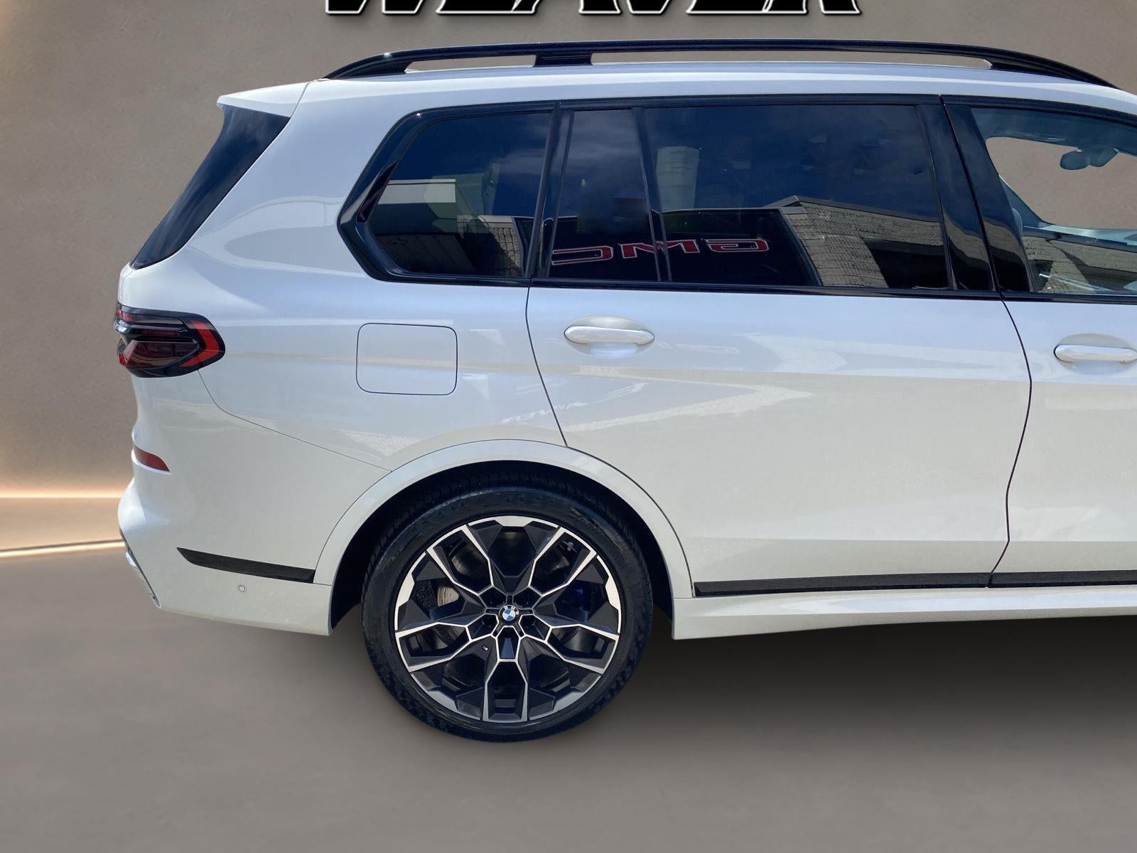 2024 BMW X7 M60i