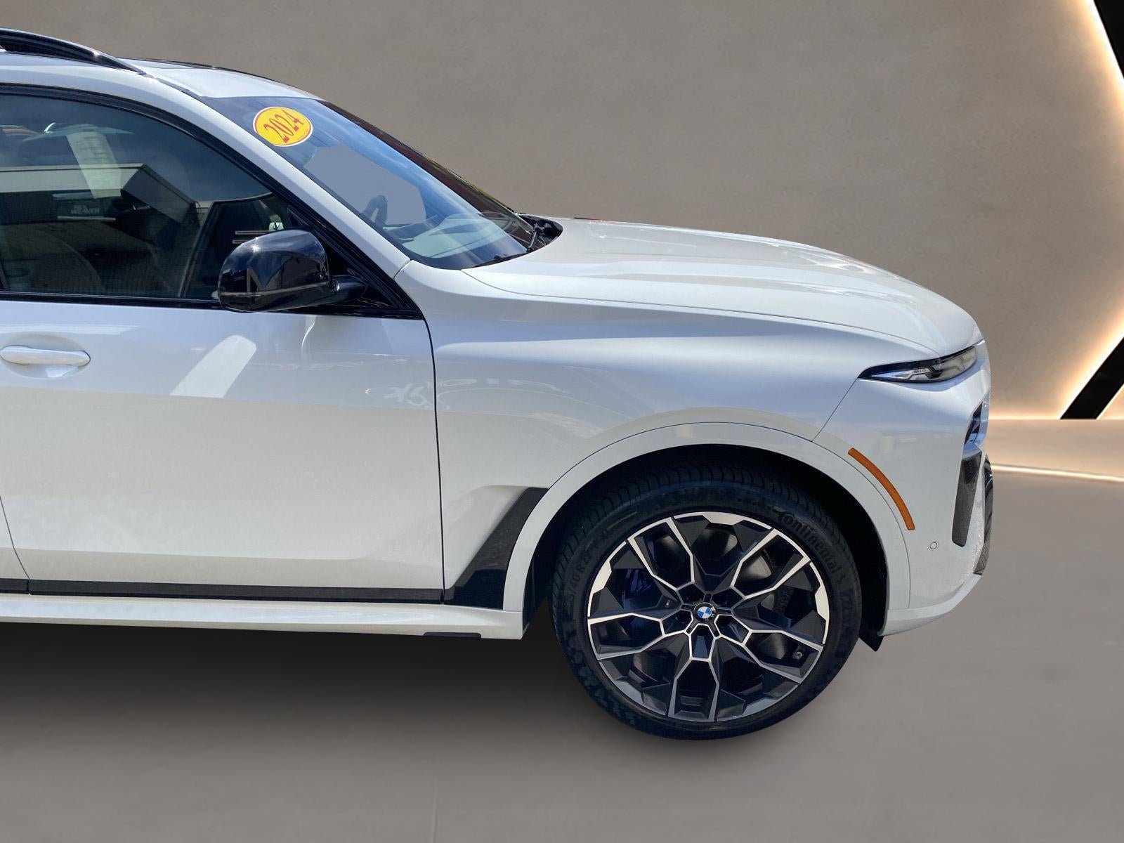 2024 BMW X7 M60i