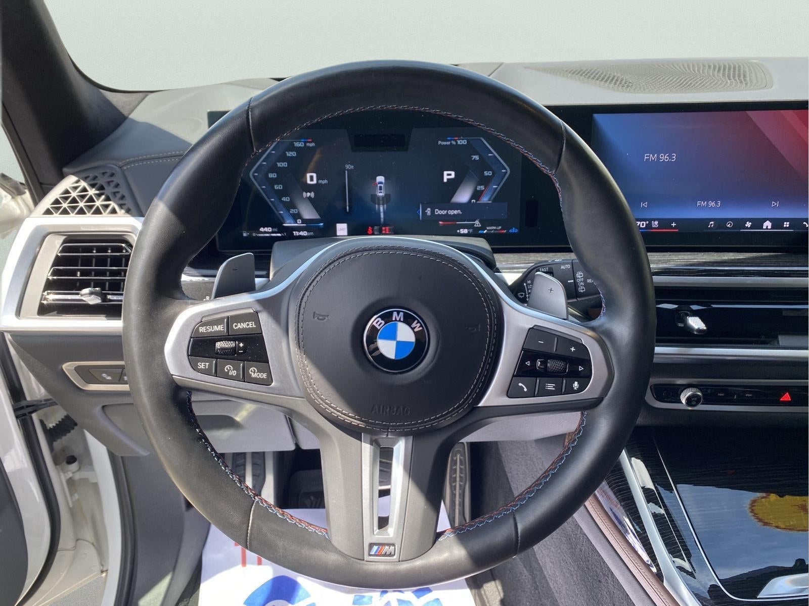 2024 BMW X7 M60i