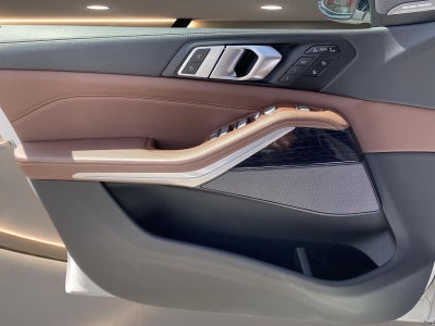 2024 BMW X7 M60i