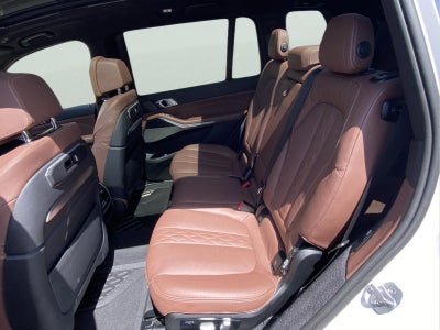 2024 BMW X7 M60i