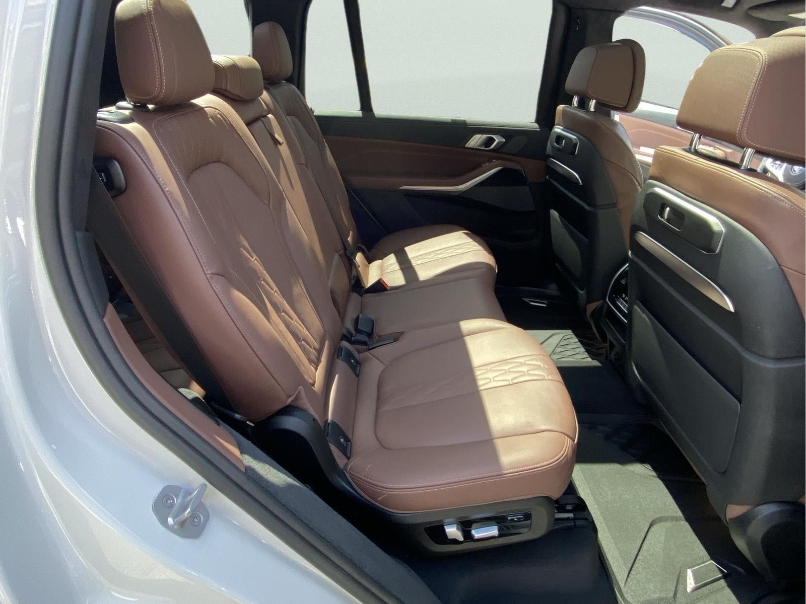 2024 BMW X7 M60i