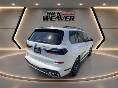 2024 BMW X7 M60i