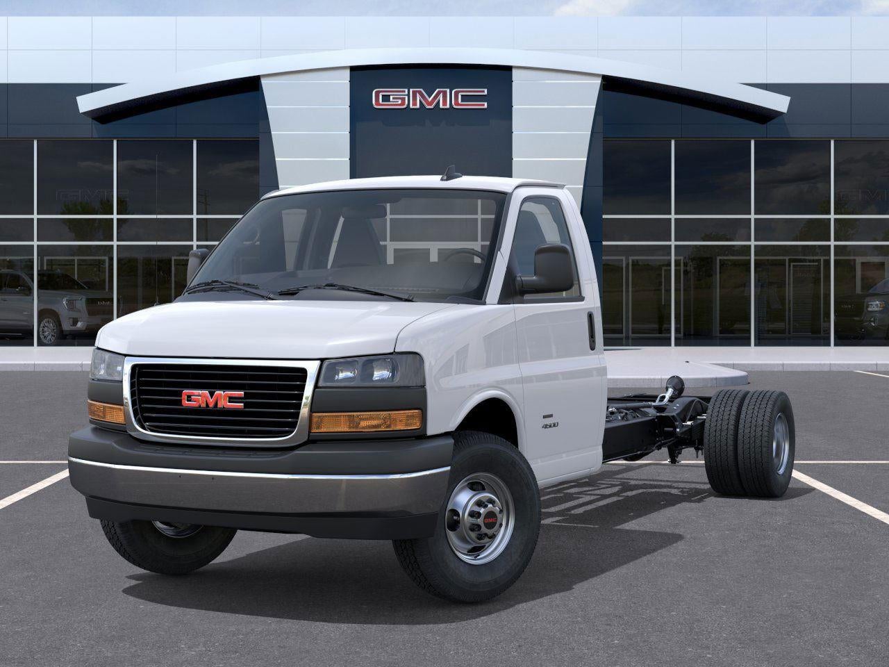 2025 GMC Savana Cutaway 3500 1WT