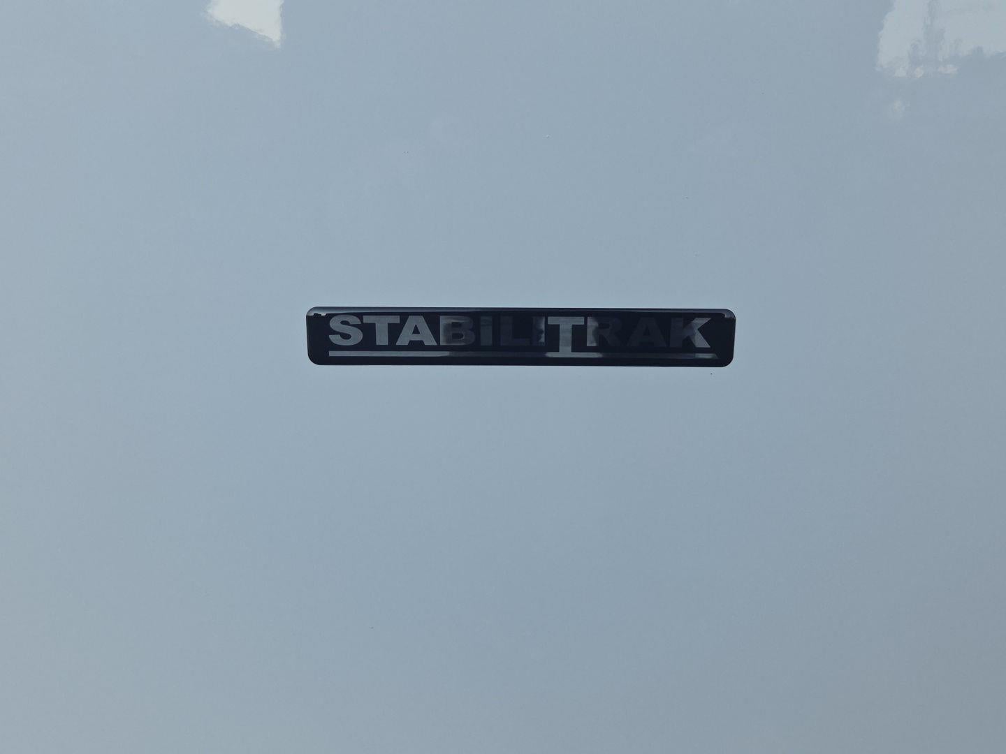 2025 GMC Savana Cutaway 3500 1WT