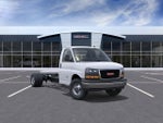 2025 GMC Savana Cutaway 3500 1WT