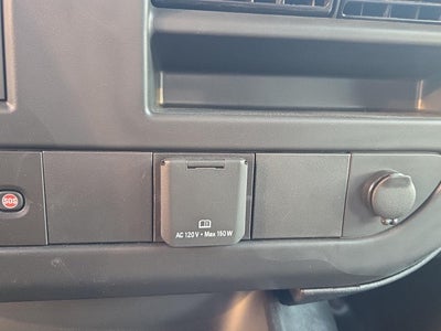 2025 GMC Savana Cutaway 3500 1WT