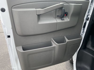 2025 GMC Savana Cutaway 3500 1WT