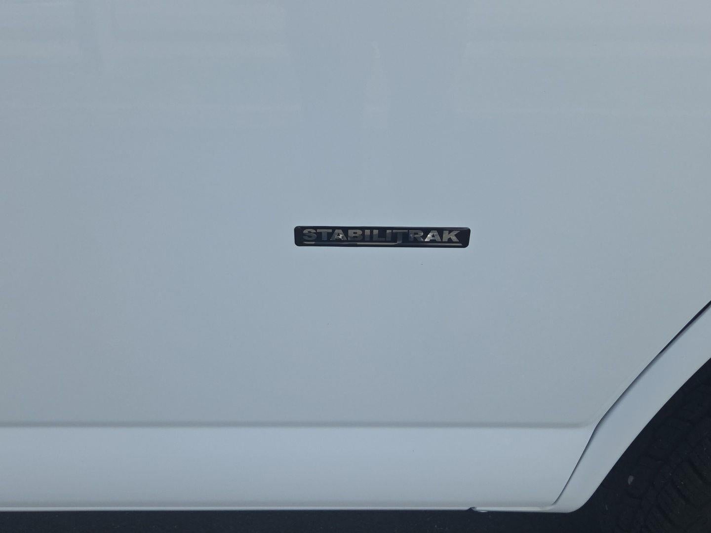 2025 GMC Savana Cutaway 3500 1WT