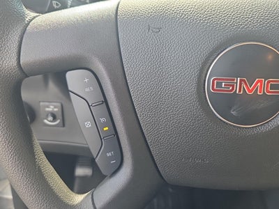 2025 GMC Savana Cutaway 3500 1WT