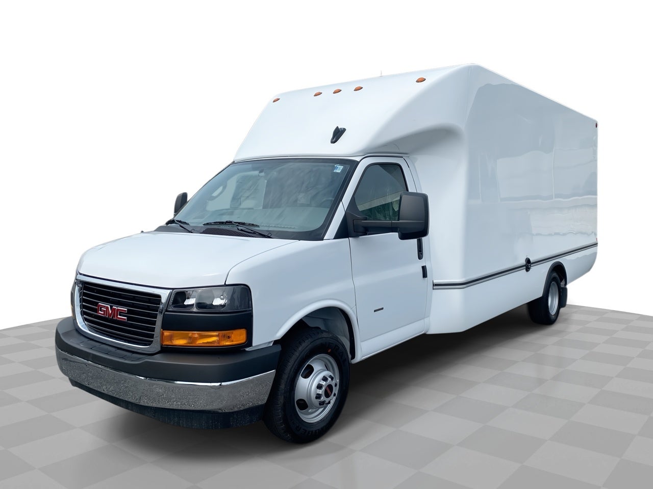 2025 GMC Savana Cutaway 3500 1WT