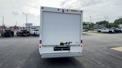 2025 GMC Savana Cutaway 3500 1WT