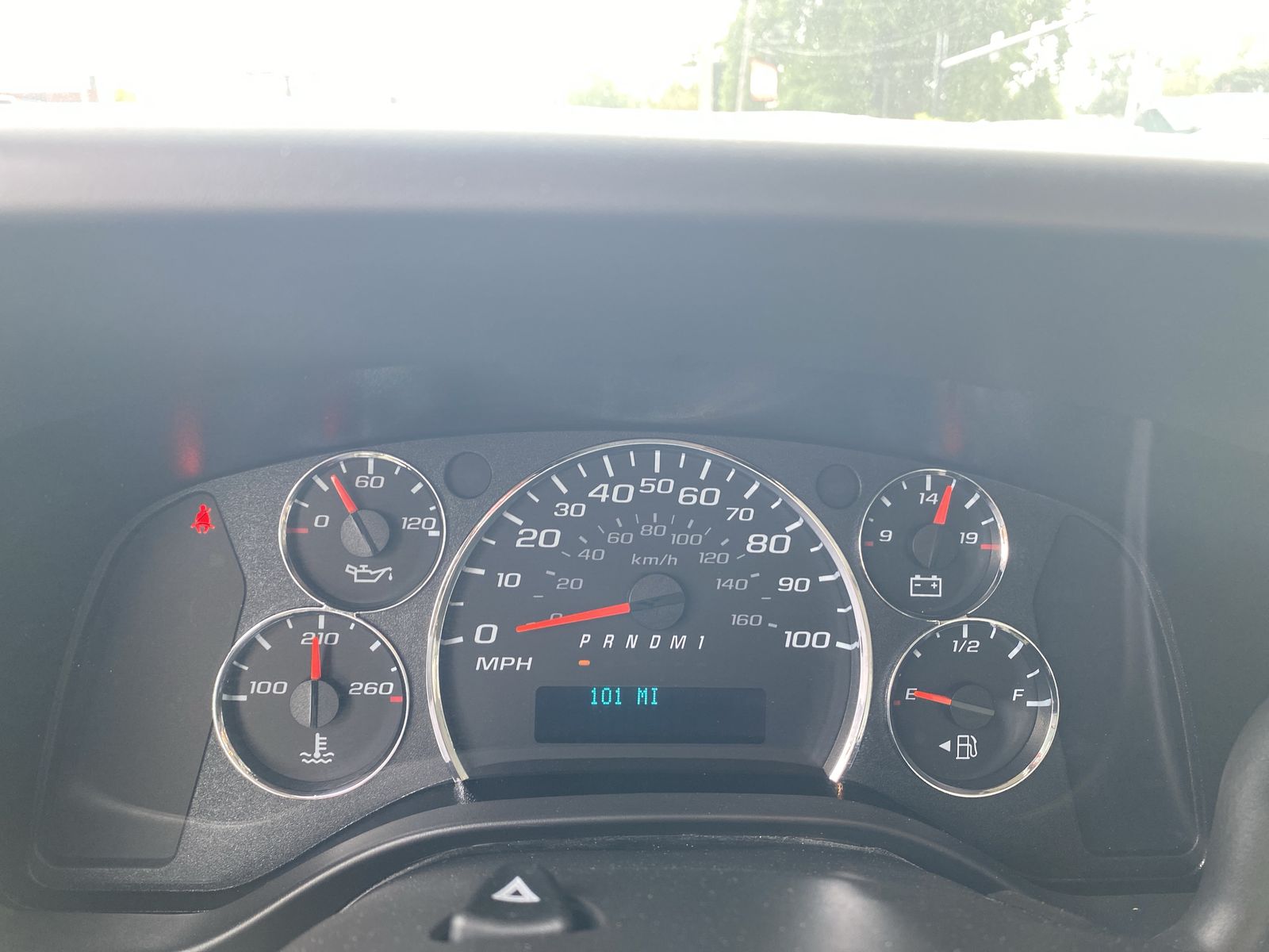 2025 GMC Savana Cutaway 3500 1WT