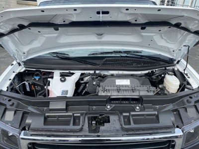 2025 GMC Savana Cutaway 3500 1WT