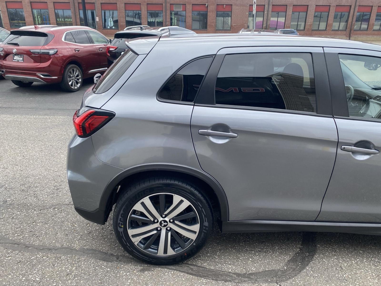 2024 Mitsubishi Outlander Sport S