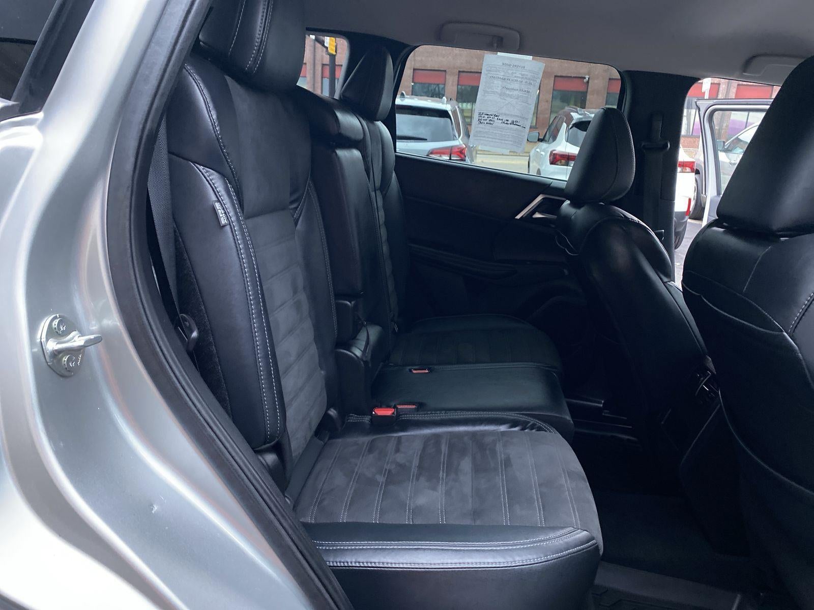 2022 Mitsubishi Outlander SE