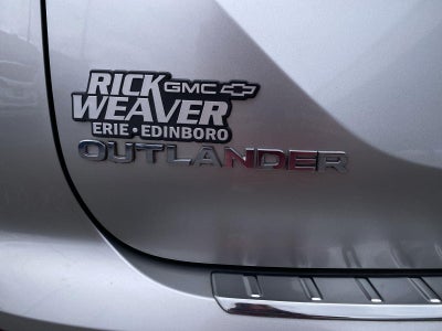 2022 Mitsubishi Outlander SE