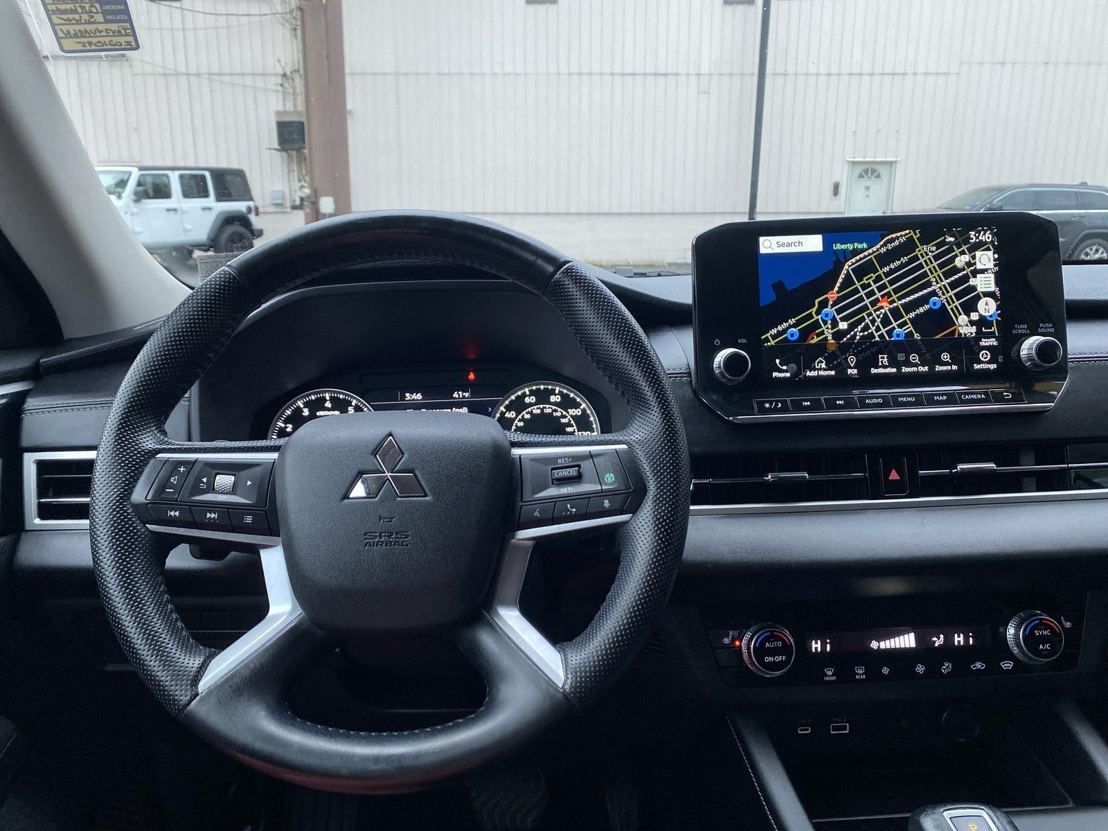 2022 Mitsubishi Outlander SE