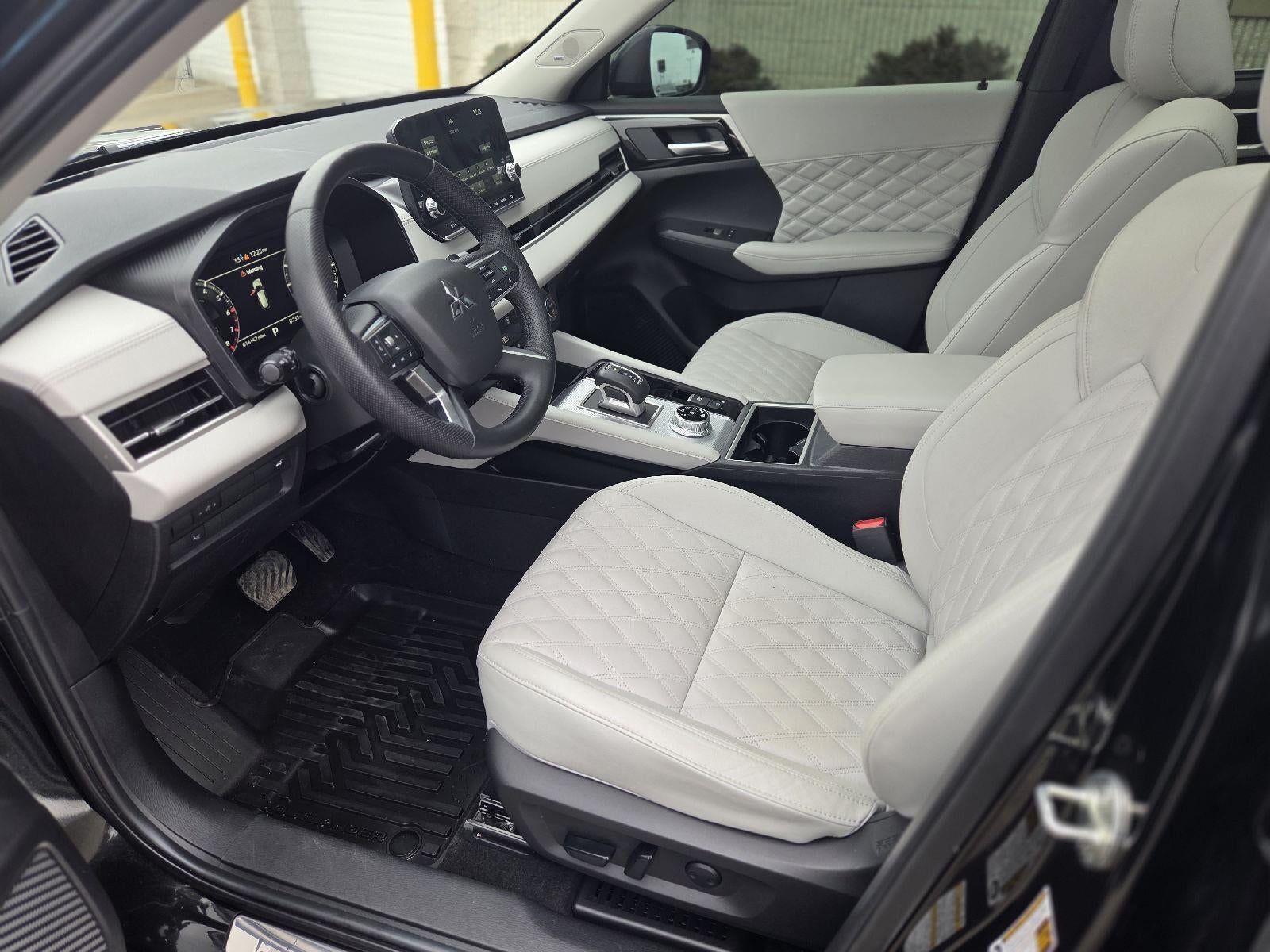 2024 Mitsubishi Outlander SEL Platinum Edition S-AWC