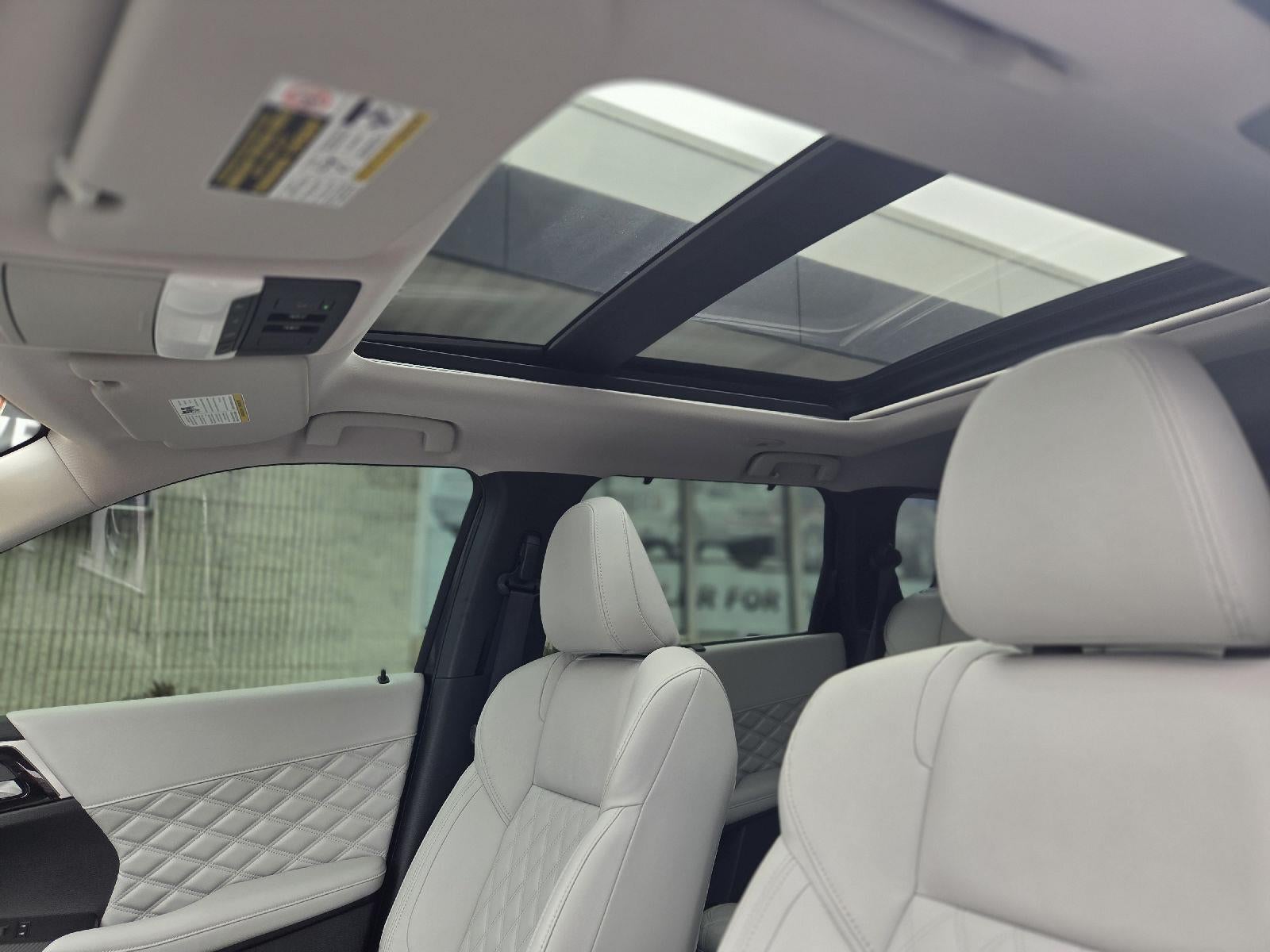 2024 Mitsubishi Outlander SEL Platinum Edition S-AWC