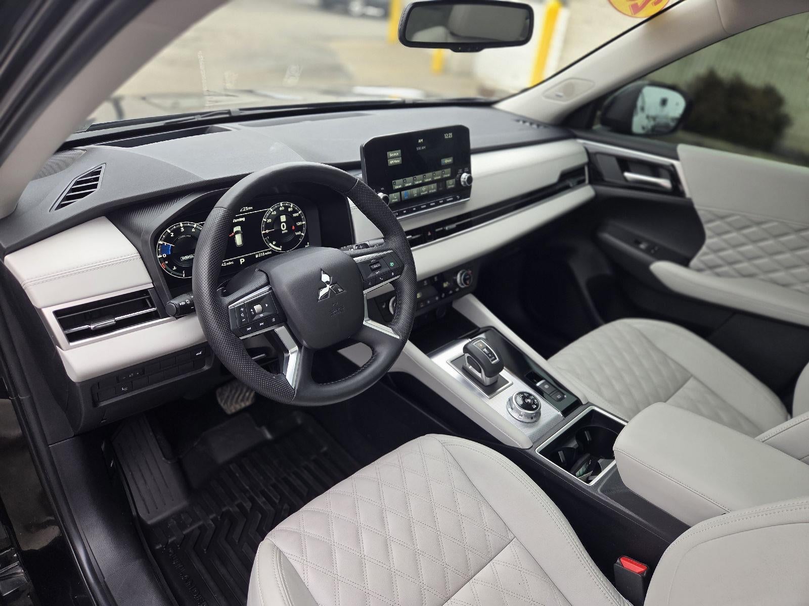 2024 Mitsubishi Outlander SEL Platinum Edition S-AWC