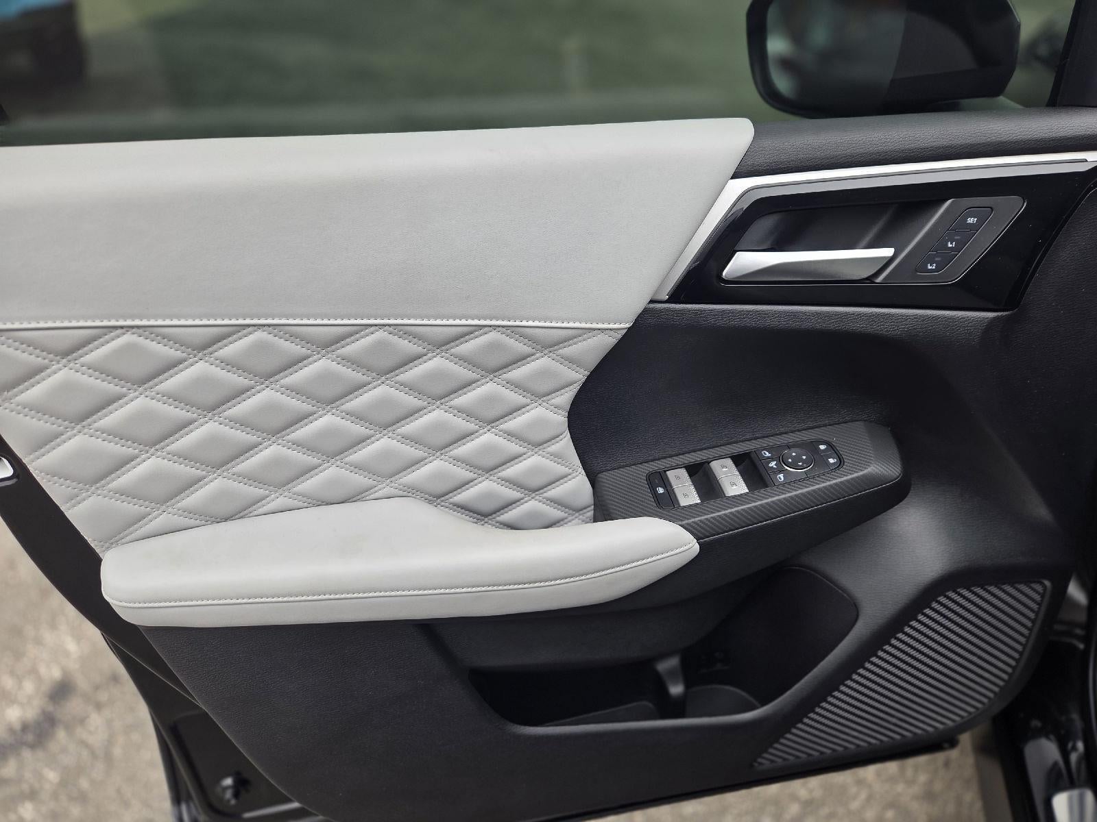 2024 Mitsubishi Outlander SEL Platinum Edition S-AWC