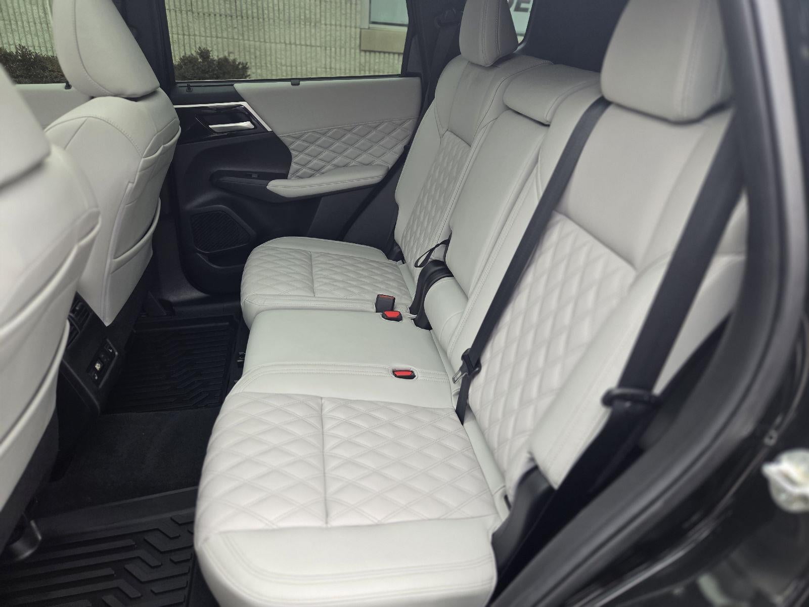 2024 Mitsubishi Outlander SEL Platinum Edition S-AWC