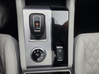 2024 Mitsubishi Outlander SEL Platinum Edition S-AWC