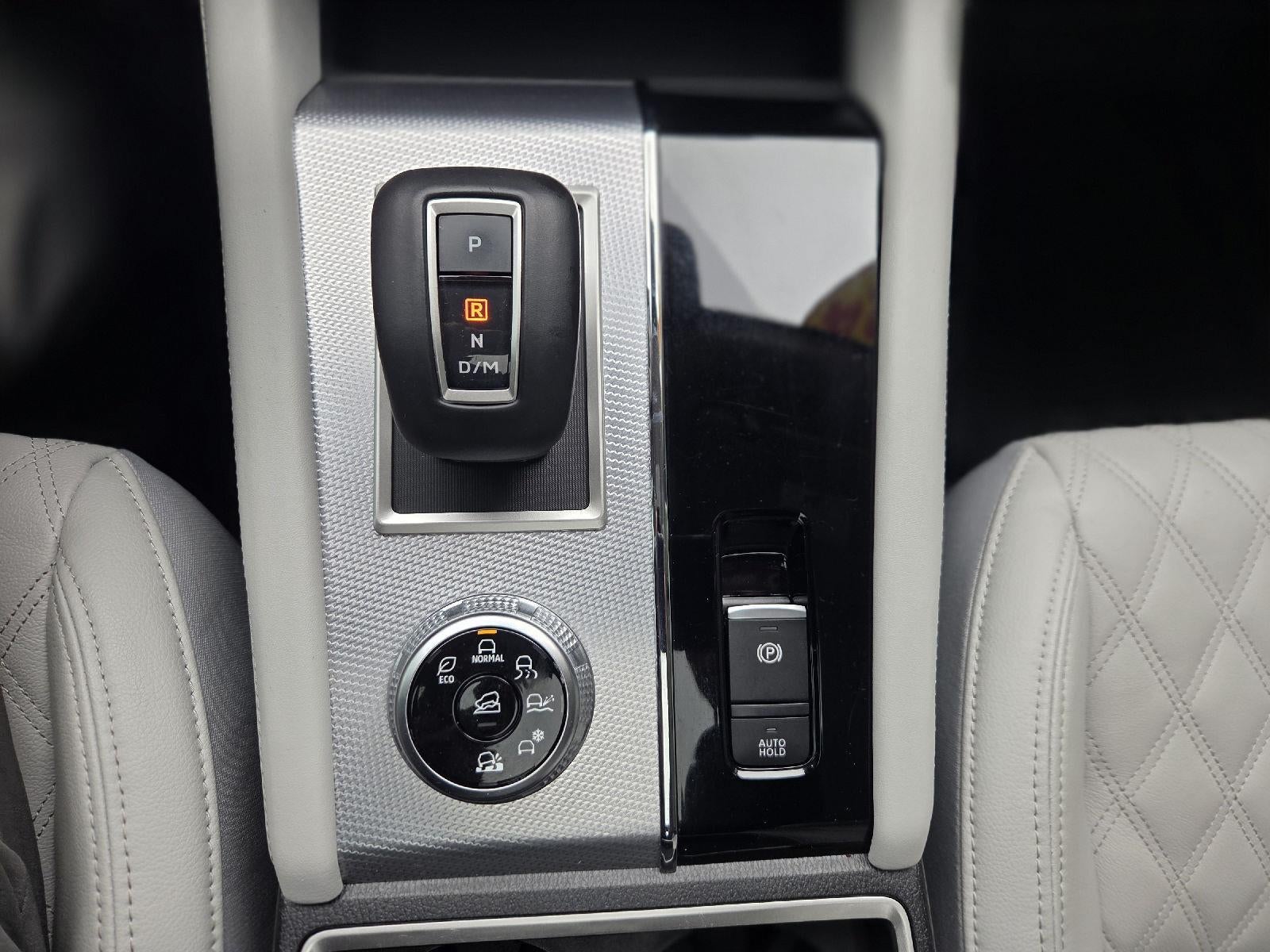 2024 Mitsubishi Outlander SEL Platinum Edition S-AWC