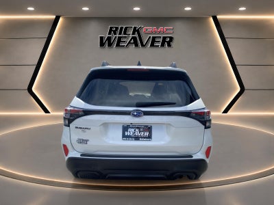 2025 Subaru Forester Premium