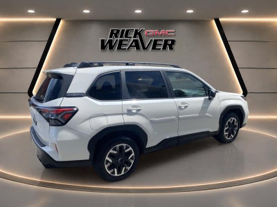 2025 Subaru Forester Premium