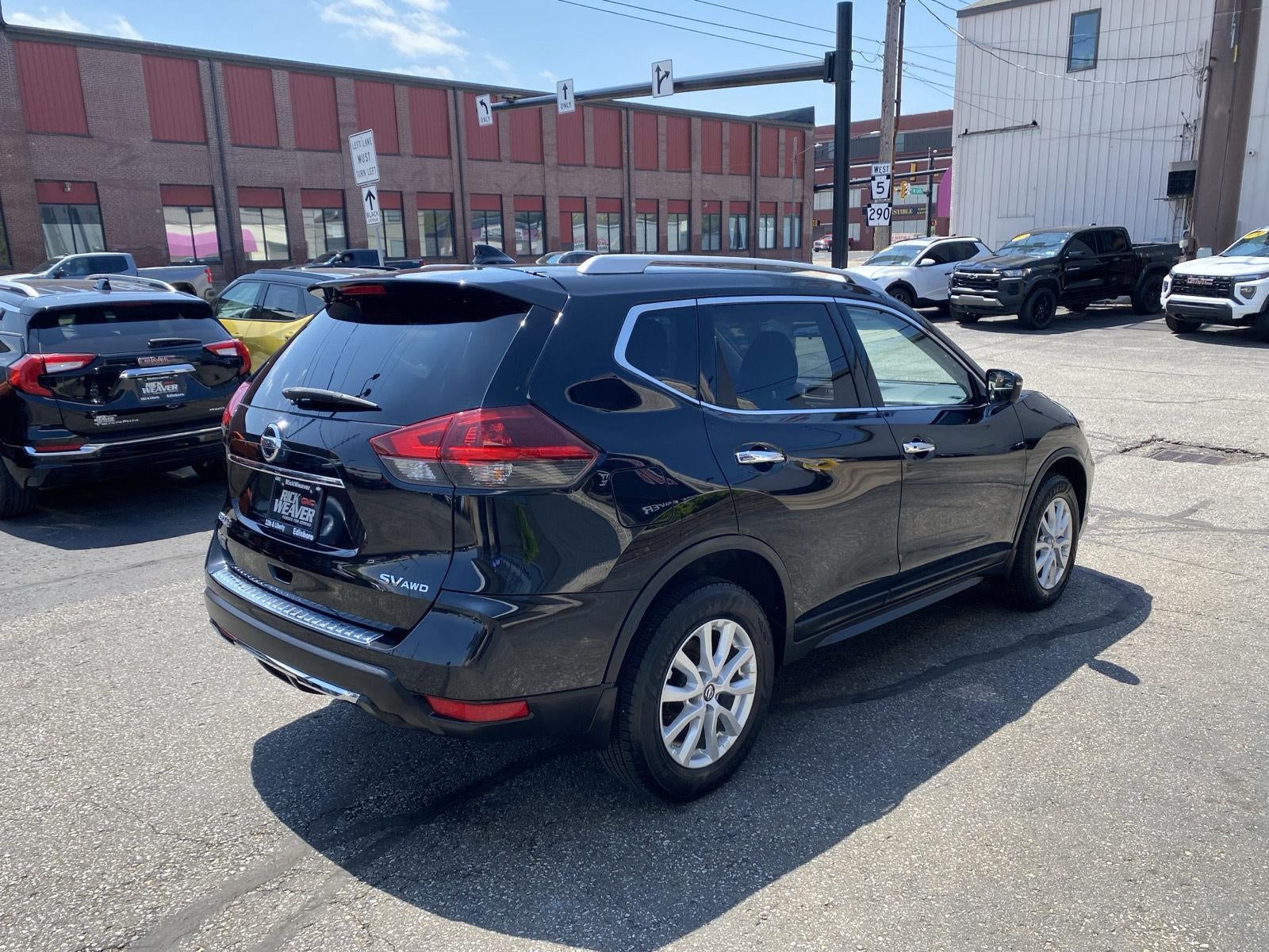 2018 Nissan Rogue SV