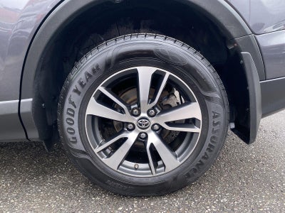 2017 Toyota RAV4 XLE