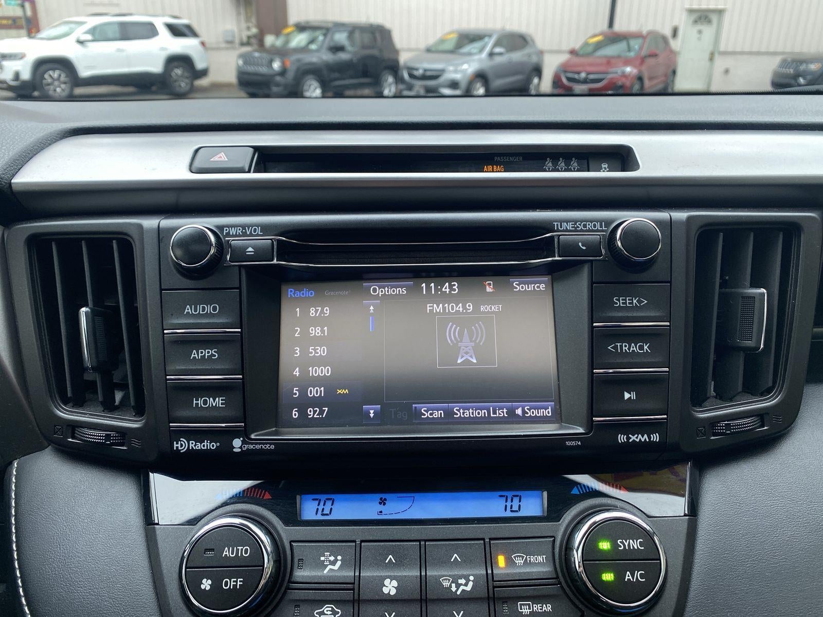 2017 Toyota RAV4 XLE