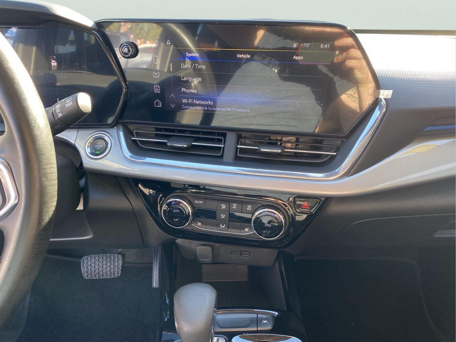 2024 Chevrolet Trax LT