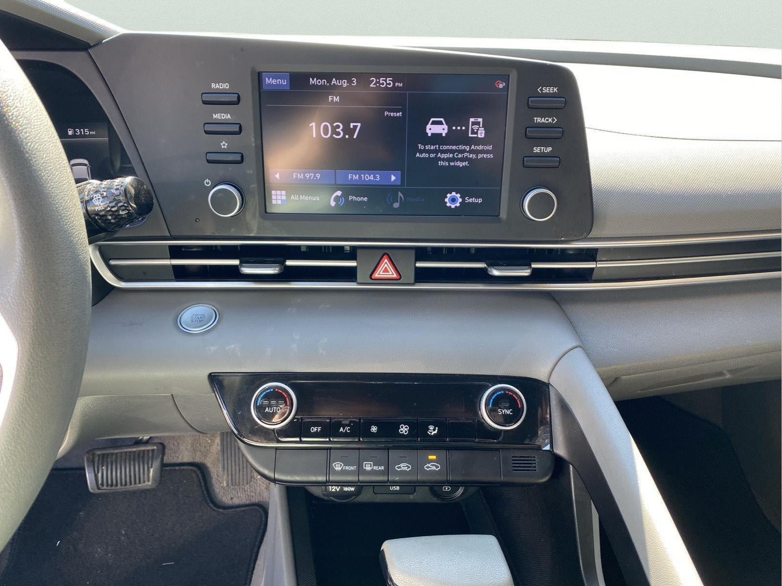 2022 Hyundai Elantra SEL