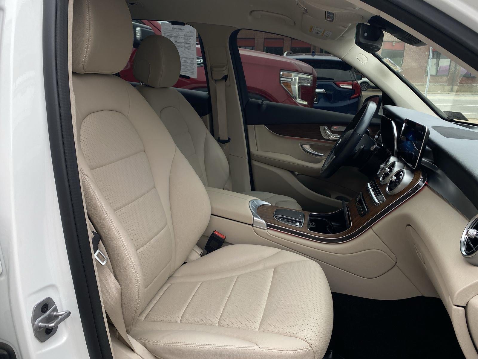 2022 Mercedes-Benz GLC GLC 300