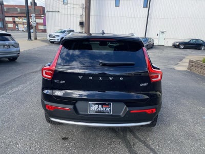 2024 Volvo XC40 Plus Bright Theme