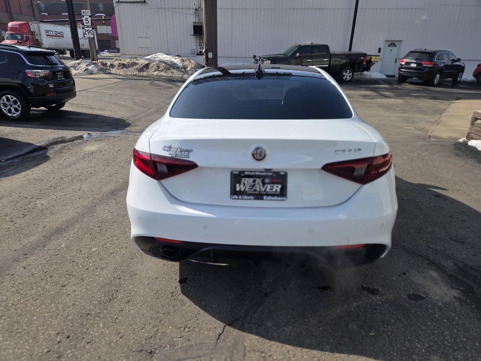 2022 Alfa Romeo Giulia Veloce AWD