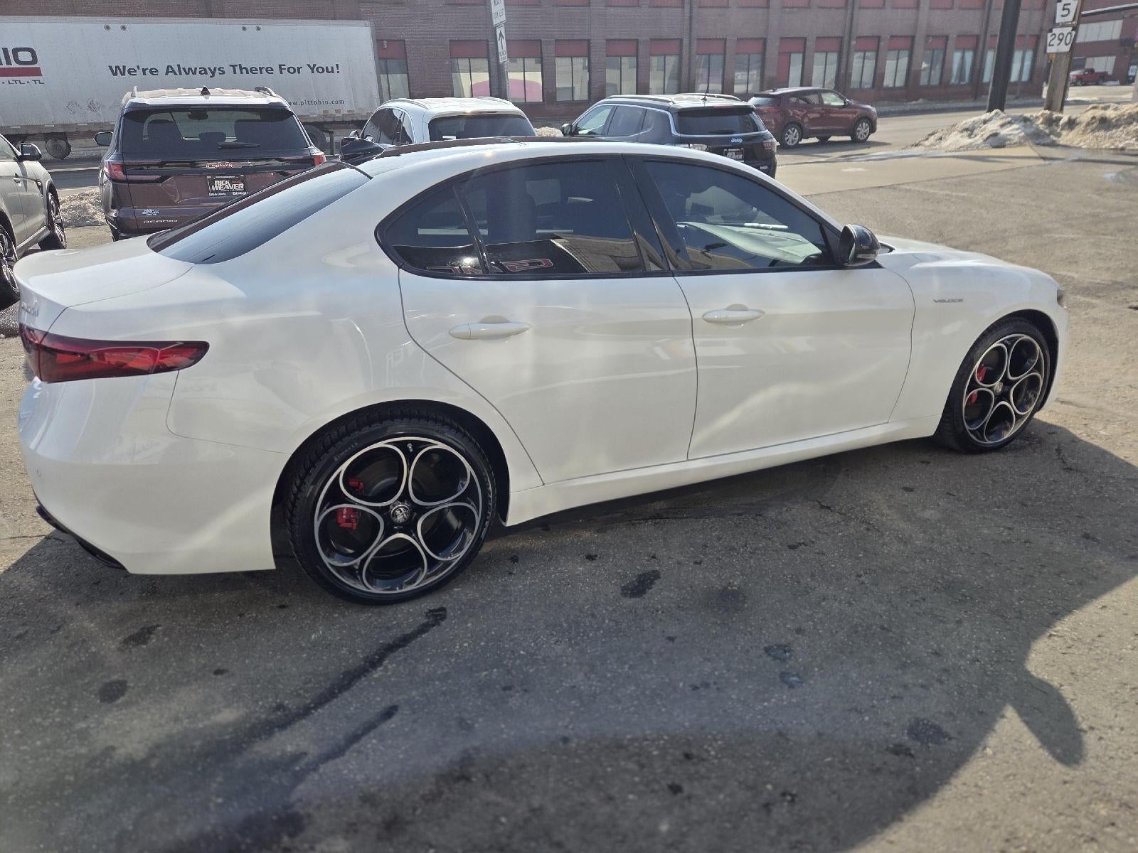 2022 Alfa Romeo Giulia Veloce AWD