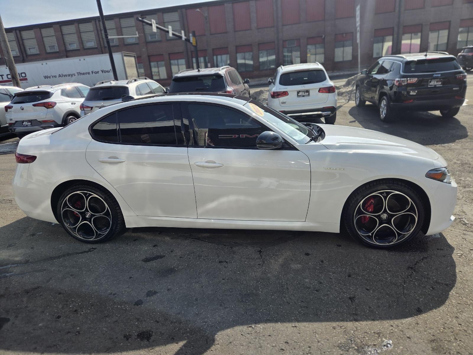 2022 Alfa Romeo Giulia Veloce AWD