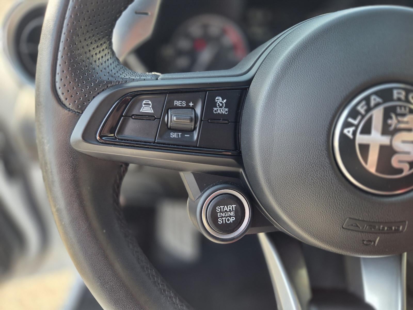 2022 Alfa Romeo Giulia Veloce AWD